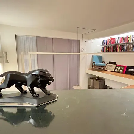 Apartment Luxury Loft In The Navigli-forum Area With Private Parking